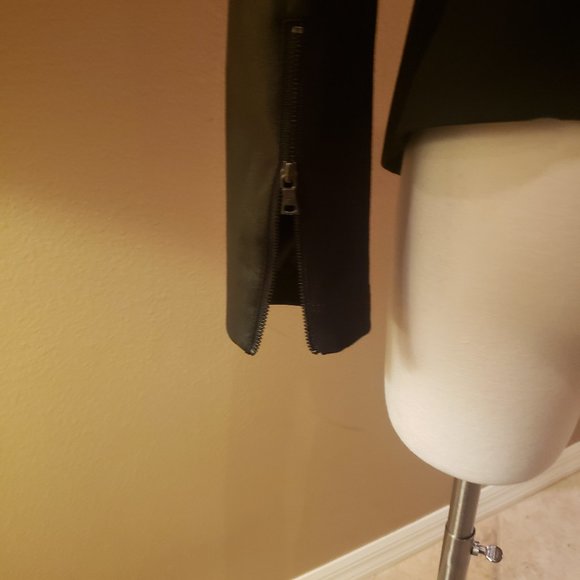 NWT BCBGMAXAZRIA Abree Black Long Sleeve Jacket - Picture 5 of 12